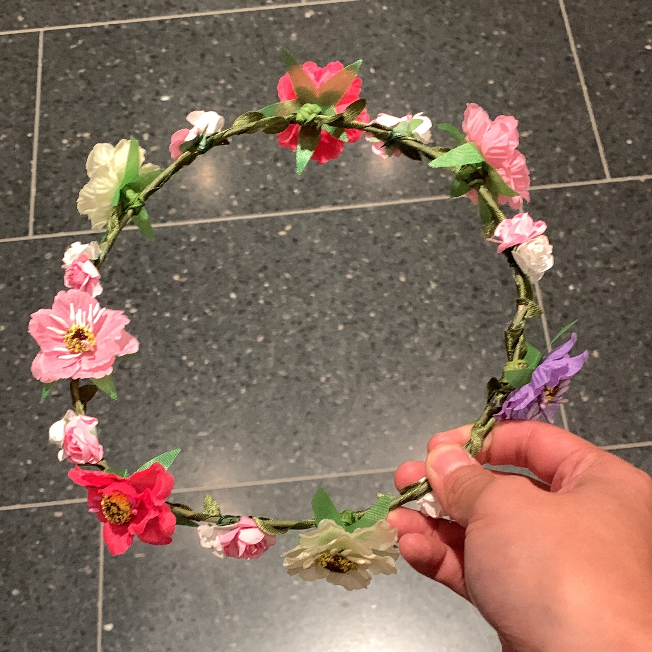 midsommar crown